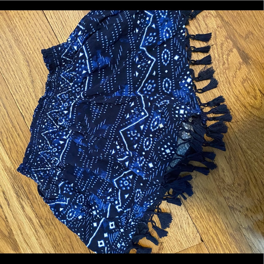 fringe pattern shorts